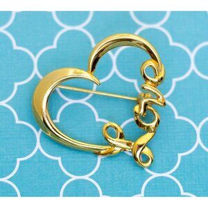 Vintage "Love" Golden Heart Brooch - R30